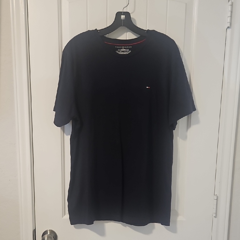 Tommy Hilfiger Men's Dark Blue Tee